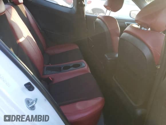 ✅ 2013 Hyundai Veloster w/Gray Int • VIN: KMHTC6AD7DU142512 • Лот: 64877744. Размещён на Copart с пробегом 91 963 миль миль. Получите бесплатный доступ к архиву аукционных продаж из США и посмотрите подробный отчёт об истории автомобиля на DreamBid. Изображение 10.