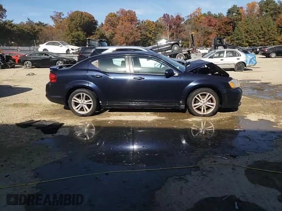✅ 2012 Dodge Avenger SXT • VIN: 1C3CDZCB4CN188262 • Lot: 78215584. Wystawiony na Copart z przebiegiem 83 433 mil. Bezpłatny archiwum sprzedaży aukcyjnych z USA i szczegółowy raport historii pojazdu na DreamBid. Zdjęcie 13.