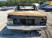 ✅ 1986 Chevrolet Silverado 1500 • VIN: 1GCDC14H7GF393324 • Lot: 83980665. Wystawiony na Copart z przebiegiem Nie podano. Bezpłatny archiwum sprzedaży aukcyjnych z USA i szczegółowy raport historii pojazdu na DreamBid. Zdjęcie 5.