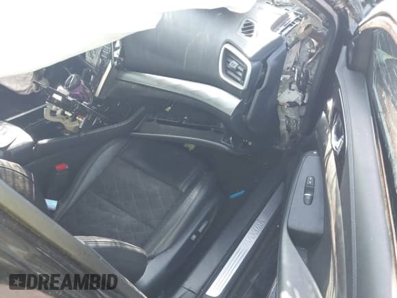 ✅ 2017 Nissan Maxima SR • VIN: 1N4AA6AP9HC414717 • Лот: 43288277. Опубликован ранее на IAAI с пробегом 153 912 миль. Бесплатный доступ к архиву аукционных продаж из США и подробный отчёт об истории автомобиля на DreamBid. Изображение 5.