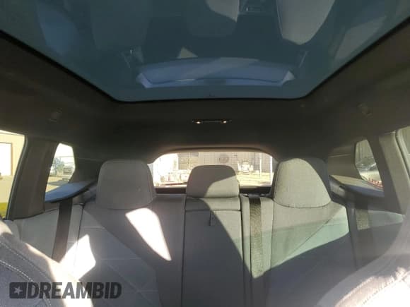 ✅ 2024 BMW iX xDrive50 • VIN: WB523CF09RCN03798 • Lot: 90574635. Wystawiony na Copart z przebiegiem 29 347 mil. Bezpłatny archiwum sprzedaży aukcyjnych z USA i szczegółowy raport historii pojazdu na DreamBid. Zdjęcie 10.