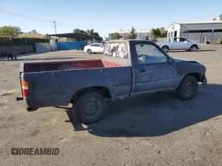 ✅ 1991 Toyota Pickup • VIN: JT4RN81A1M0074757 • Лот: 74458124. Опубликован ранее на Copart с пробегом 549 147 миль. Бесплатный доступ к архиву аукционных продаж из США и подробный отчёт об истории автомобиля на DreamBid. Изображение 3.