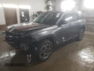✅ 2022 Jeep Grand Cherokee Trailhawk • VIN: 1C4RJHCG8N8572275 • Lot: 85665194. Listed on Copart with 15,692 mi. Free auction sales archive from the USA and detailed vehicle history report at DreamBid. Image 1.