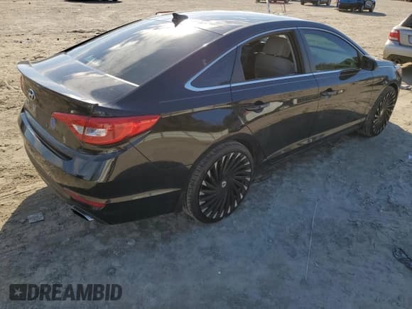 ✅ 2017 Hyundai Sonata SE • VIN: 5NPE24AF8HH553875 • Lot: 40596843. Listed on Copart with 54,635 mi. Free auction sales archive from the USA and detailed vehicle history report at DreamBid. Image 3.
