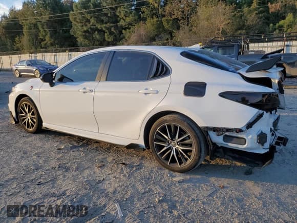 ✅ 2024 Toyota Camry SE • VIN: 4T1T11AK5RU863023 • Лот: 89517045. Опубликован ранее на Copart с пробегом 36 384 миль. Бесплатный доступ к архиву аукционных продаж из США и подробный отчёт об истории автомобиля на DreamBid. Изображение 2.