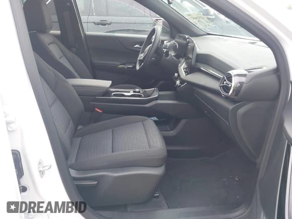 ✅ 2026 Chevrolet Equinox AWD LT • VIN: 3GNAXPEG9TL254898 • Lot: 43516402. Wystawiony na IAAI z przebiegiem 2 650 mil. Bezpłatny archiwum sprzedaży aukcyjnych z USA i szczegółowy raport historii pojazdu na DreamBid. Zdjęcie 5.