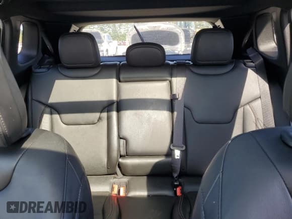 ✅ 2023 Jeep Compass Limited • VIN: 3C4NJDCN5PT531421 • Лот: 68308795. Опубликован ранее на Copart с пробегом Не указан. Бесплатный доступ к архиву аукционных продаж из США и подробный отчёт об истории автомобиля на DreamBid. Изображение 10.