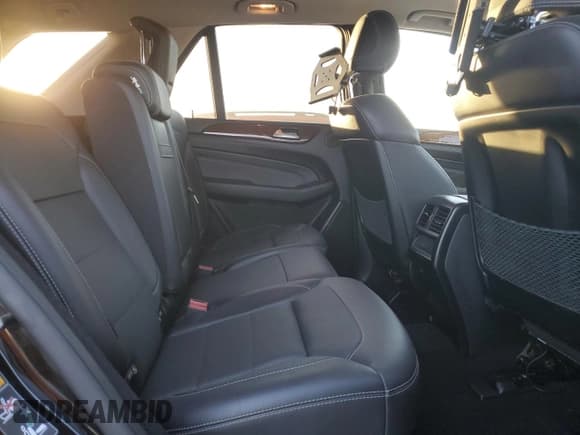 ✅ 2014 Mercedes-Benz M 550 • VIN: 4JGDA7DB4EA341790 • Lot: 92565305. Wystawiony na Copart z przebiegiem 85 404 mil. Bezpłatny archiwum sprzedaży aukcyjnych z USA i szczegółowy raport historii pojazdu na DreamBid. Zdjęcie 11.