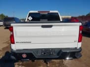 ✅ 2020 Chevrolet Silverado 1500 LT Trail Boss • VIN: 1GCPYFED8LZ117914 • Lot: 43580581. Wystawiony na IAAI z przebiegiem 111 118 mil. Bezpłatny archiwum sprzedaży aukcyjnych z USA i szczegółowy raport historii pojazdu na DreamBid. Zdjęcie 16.