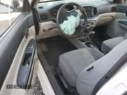 ✅ 2010 Hyundai Accent GS • VIN: KMHCM3AC2AU186030 • Лот: 61015605. Опубликован ранее на Copart с пробегом 204 786 миль. Бесплатный доступ к архиву аукционных продаж из США и подробный отчёт об истории автомобиля на DreamBid. Изображение 8.