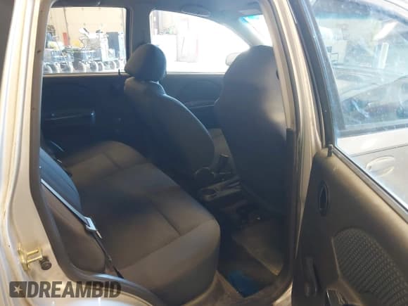 ✅ 2006 Chevrolet Aveo LS • VIN: KL1TD66616B565264 • Lot: 42120710. Wystawiony na IAAI z przebiegiem 150 638 mil. Bezpłatny archiwum sprzedaży aukcyjnych z USA i szczegółowy raport historii pojazdu na DreamBid. Zdjęcie 8.