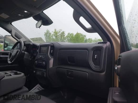 2022 Chevrolet Silverado 1500 Custom Trail Boss with VIN 3GCPDCED5NG679881, listed as a IAAI auction lot 42430820 with 30,910 mi miles and . Bid and sale history available at DreamBid. Image 5.
