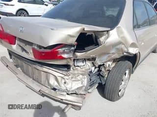 ✅ 2000 Honda Accord SE • VIN: 1HGCG5677YA101683 • Lot: 43673979. Listed on IAAI with 152,795 mi. Free auction sales archive from the USA and detailed vehicle history report at DreamBid. Image 6.