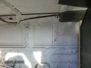 ✅ 2007 Ford Econoline Cargo Commercial • VIN: 1FTNE24L37DA08278 • Лот: 83529494. Опубликован ранее на Copart с пробегом 325 892 миль. Бесплатный доступ к архиву аукционных продаж из США и подробный отчёт об истории автомобиля на DreamBid. Изображение 11.