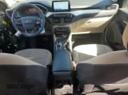 ✅ 2022 Ford Escape SE Hybrid • VIN: 1FMCU9BZXNUA62518 • Lot: 66029255. Listed on Copart with 97,545 mi. Free auction sales archive from the USA and detailed vehicle history report at DreamBid. Image 8.