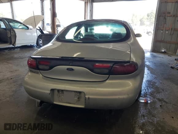 ✅ 1998 Ford Taurus SE Comfort • VIN: 1FAFP53S3WA211363 • Lot: 82145095. Listed on Copart with 222,022 mi. Free auction sales archive from the USA and detailed vehicle history report at DreamBid. Image 6.