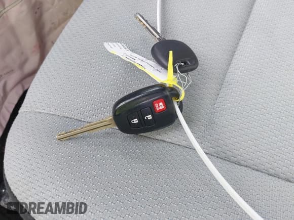 ✅ 2016 Toyota Prius One • VIN: JTDKDTB36G1120301 • Lot: 41578429. Listed on IAAI with 186,479 mi. Free auction sales archive from the USA and detailed vehicle history report at DreamBid. Image 11.