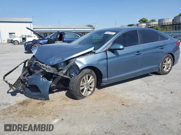 ✅ 2017 Hyundai Sonata 2.4L • VIN: 5NPE24AF8HH574421 • Лот: 86061865. Опубликован ранее на Copart с пробегом 123 662 миль. Бесплатный доступ к архиву аукционных продаж из США и подробный отчёт об истории автомобиля на DreamBid. Изображение 1.