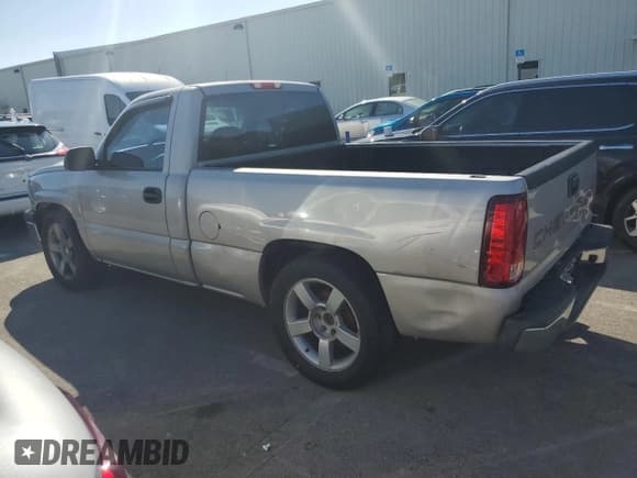 ✅ 2007 Chevrolet Silverado 1500 Work Truck • VIN: 1GCEC14X37Z132704 • Lot: 74758504. Listed on Copart with 86,440 mi. Free auction sales archive from the USA and detailed vehicle history report at DreamBid. Image 2.