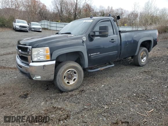 ✅ 2007 Chevrolet Silverado 2500HD 1LT • VIN: 1GCHK24K07E529613 • Lot: 86245915. Wystawiony na Copart z przebiegiem 145 363 mil. Bezpłatny archiwum sprzedaży aukcyjnych z USA i szczegółowy raport historii pojazdu na DreamBid. Zdjęcie 1.