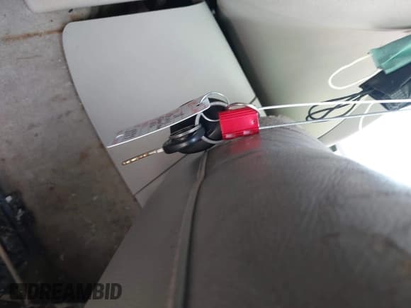 ✅ 2008 Chevrolet Suburban 3LT • VIN: 3GNFC16018G108883 • Lot: 42271973. Listed on IAAI with Not provided. Free auction sales archive from the USA and detailed vehicle history report at DreamBid. Image 11.