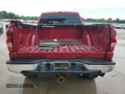 ✅ 2005 Chevrolet Silverado 2500HD LS • VIN: 1GCHK23U25F895728 • Lot: 63293605. Wystawiony na Copart z przebiegiem 215 179 mil. Bezpłatny archiwum sprzedaży aukcyjnych z USA i szczegółowy raport historii pojazdu na DreamBid. Zdjęcie 6.