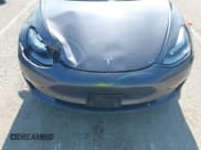 ✅ 2023 Tesla Model 3 • VIN: 5YJ3E1EA2PF677889 • Lot: 42824836. Wystawiony na IAAI z przebiegiem 20 601 mil. Bezpłatny archiwum sprzedaży aukcyjnych z USA i szczegółowy raport historii pojazdu na DreamBid. Zdjęcie 6.