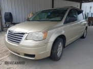 ✅ 2010 Chrysler Town & Country LX • VIN: 2A4RR2D16AR436882 • Lot: 42682028. Wystawiony na IAAI z przebiegiem 102 509 mil. Bezpłatny archiwum sprzedaży aukcyjnych z USA i szczegółowy raport historii pojazdu na DreamBid. Zdjęcie 2.