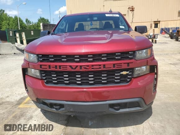 ✅ 2020 Chevrolet Silverado 1500 Custom • VIN: 1GCRWBEK2LZ231610 • Lot: 60287425. Wystawiony na Copart z przebiegiem 107 591 mil. Bezpłatny archiwum sprzedaży aukcyjnych z USA i szczegółowy raport historii pojazdu na DreamBid. Zdjęcie 5.