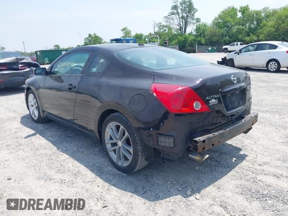 ✅ 2011 Nissan Altima SR • VIN: 1N4BL2EP3BC122697 • Лот: 42493977. Опубликован ранее на IAAI с пробегом 188 548 миль. Бесплатный доступ к архиву аукционных продаж из США и подробный отчёт об истории автомобиля на DreamBid. Изображение 3.