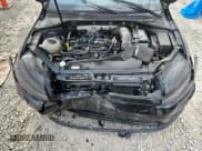 ✅ 2015 Volkswagen Golf R • VIN: WVWLF7AUXFW222878 • Lot: 81098525. Wystawiony na Copart z przebiegiem 72 205 mil. Bezpłatny archiwum sprzedaży aukcyjnych z USA i szczegółowy raport historii pojazdu na DreamBid. Zdjęcie 11.