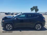 ✅ 2019 Jeep Compass Limited • VIN: 3C4NJCCB5KT675592 • Lot: 42555440. Listed on IAAI with 122,405 mi. Free auction sales archive from the USA and detailed vehicle history report at DreamBid. Image 14.