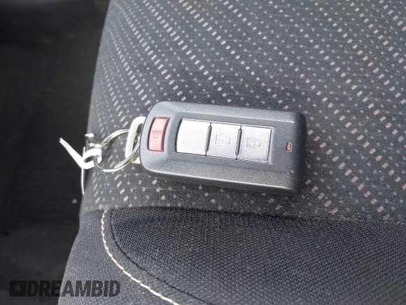 ✅ 2015 Mitsubishi Outlander GT • VIN: 4A4AR4AW3FE030571 • Lot: 41970360. Listed on IAAI with 74,683 mi. Free auction sales archive from the USA and detailed vehicle history report at DreamBid. Image 11.