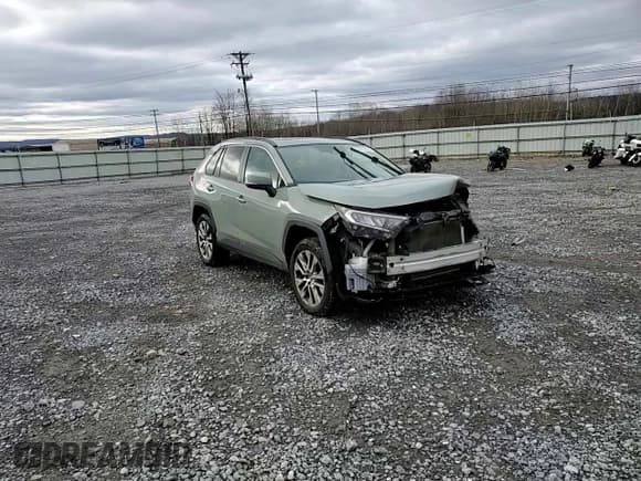 ✅ 2019 Toyota RAV4 XLE Premium • VIN: 2T3A1RFV0KW009160 • Lot: 94031855. Listed on Copart with 118,283 mi. Free auction sales archive from the USA and detailed vehicle history report at DreamBid. Image 15.