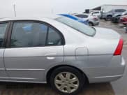 ✅ 2003 Honda Civic EX • VIN: 2HGES25843H594152 • Lot: 41539562. Wystawiony na IAAI z przebiegiem 253 427 mil. Bezpłatny archiwum sprzedaży aukcyjnych z USA i szczegółowy raport historii pojazdu na DreamBid. Zdjęcie 20.