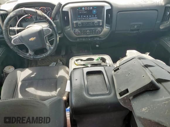 ✅ 2018 Chevrolet Silverado 1500 LT • VIN: 3GCPCREC5JG555892 • Лот: 80944995. Опубликован ранее на Copart с пробегом 78 048 миль. Бесплатный доступ к архиву аукционных продаж из США и подробный отчёт об истории автомобиля на DreamBid. Изображение 8.