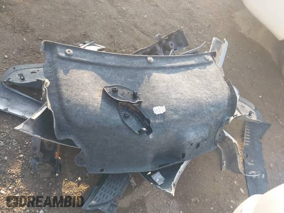 2012 Dodge Charger SXT Plus z VIN 2C3CDXJG1CH169504, wystawiony jako IAAI lot #42977222 z przebiegiem 167 805 mil mil oraz . Historia ofert i sprzedaży dostępna na DreamBid. Obrazek 12.