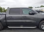 ✅ 2021 Ram 1500 Big Horn • VIN: 1C6RRFFG8MN644429 • Lot: 43094958. Wystawiony na IAAI z przebiegiem 50 933 mil. Bezpłatny archiwum sprzedaży aukcyjnych z USA i szczegółowy raport historii pojazdu na DreamBid. Zdjęcie 13.