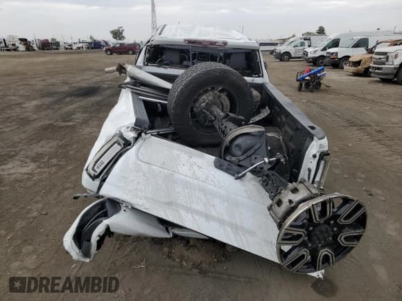 ✅ 2020 GMC Sierra 2500HD AT4 • VIN: 1GT49PEY9LF168669 • Лот: 81122375. Опубликован ранее на Copart с пробегом 73 357 миль. Бесплатный доступ к архиву аукционных продаж из США и подробный отчёт об истории автомобиля на DreamBid. Изображение 6.