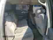 ✅ 2006 Chevrolet Silverado 1500 LT1 • VIN: 2GCEK13T961130173 • Lot: 69500414. Wystawiony na Copart z przebiegiem 195 532 mil mil. Skorzystaj z bezpłatnego archiwum sprzedaży aukcyjnych z USA i zobacz szczegółowy raport historii pojazdu na DreamBid. Zdjęcie 10.