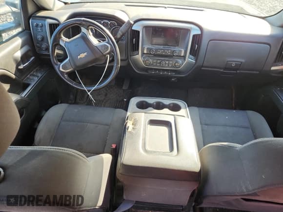 ✅ 2018 Chevrolet Silverado 1500 LT • VIN: 1GCVKREC4JZ239703 • Lot: 84910215. Wystawiony na Copart z przebiegiem Nie podano. Bezpłatny archiwum sprzedaży aukcyjnych z USA i szczegółowy raport historii pojazdu na DreamBid. Zdjęcie 8.