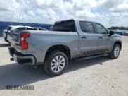 ✅ 2022 Chevrolet Silverado 1500 Custom • VIN: 3GCPYBEK9NG150768 • Lot: 61643675. Wystawiony na Copart z przebiegiem 37 574 mil. Bezpłatny archiwum sprzedaży aukcyjnych z USA i szczegółowy raport historii pojazdu na DreamBid. Zdjęcie 3.