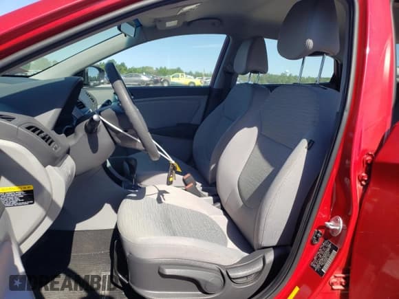 ✅ 2017 Hyundai Accent SE • VIN: KMHCT4AE4HU328706 • Лот: 58211834. Опубликован ранее на Copart с пробегом 16 762 миль. Бесплатный доступ к архиву аукционных продаж из США и подробный отчёт об истории автомобиля на DreamBid. Изображение 7.