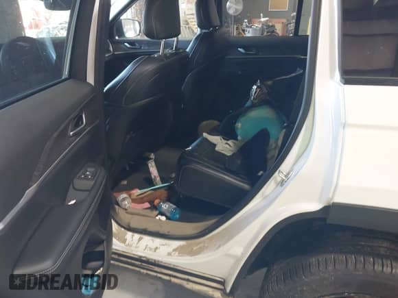 2024 Jeep Grand Cherokee Limited with VIN 1C4RJHBG2RC232348, listed as a IAAI auction lot 42795377 with 7,654 mi miles and . Bid and sale history available at DreamBid. Image 12.