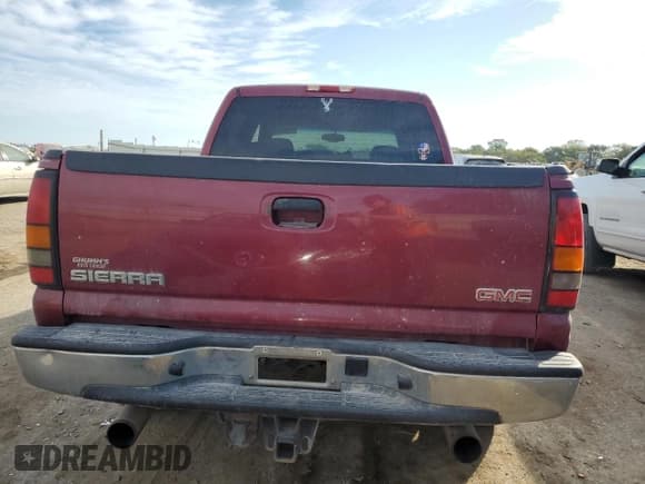 ✅ 2006 GMC Sierra 1500 SLE2 • VIN: 2GTEK13T561157354 • Lot: 76882654. Wystawiony na Copart z przebiegiem 194 400 mil. Bezpłatny archiwum sprzedaży aukcyjnych z USA i szczegółowy raport historii pojazdu na DreamBid. Zdjęcie 6.