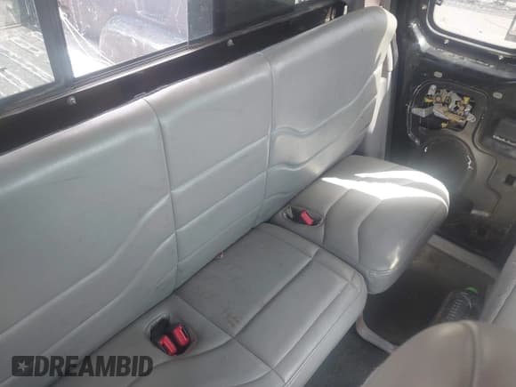 ✅ 1999 Ford F-150 XL • VIN: 2FTRX08L8XCB13909 • Lot: 43072515. Listed on IAAI with 219,146 mi. Free auction sales archive from the USA and detailed vehicle history report at DreamBid. Image 8.