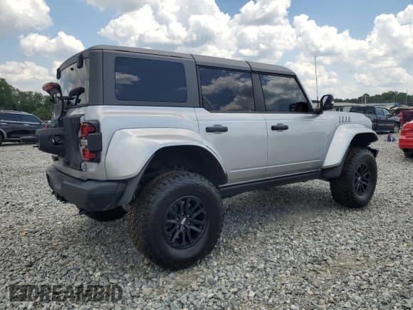 ✅ 2024 Ford Bronco Raptor • VIN: 1FMEE0RR8RLA03261 • Лот: 68745445. Опубликован ранее на Copart с пробегом 28 288 миль. Бесплатный доступ к архиву аукционных продаж из США и подробный отчёт об истории автомобиля на DreamBid. Изображение 3.