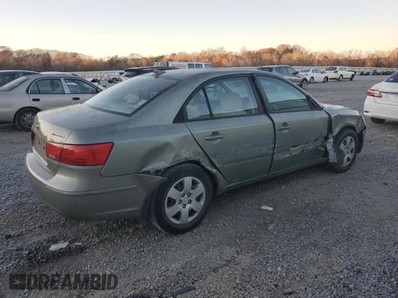 ✅ 2009 Hyundai Sonata GLS • VIN: 5NPET46C09H551633 • Лот: 82326354. Опубликован ранее на Copart с пробегом 156 784 миль. Бесплатный доступ к архиву аукционных продаж из США и подробный отчёт об истории автомобиля на DreamBid. Изображение 3.
