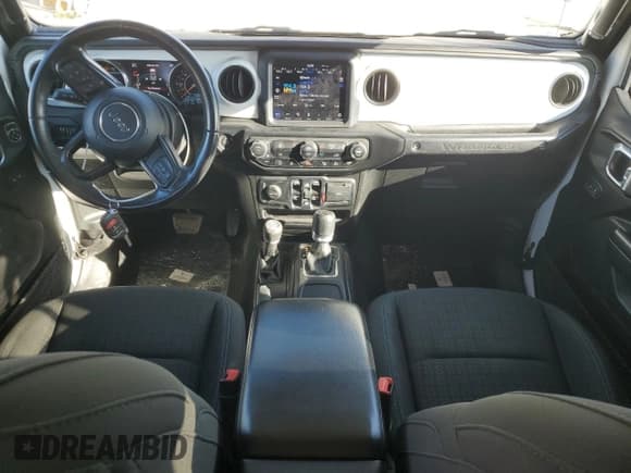 ✅ 2021 Jeep Wrangler Unlimited Islander • VIN: 1C4HJXDN0MW584966 • Lot: 46715465. Listed on Copart with 54,614 mi. Free auction sales archive from the USA and detailed vehicle history report at DreamBid. Image 8.