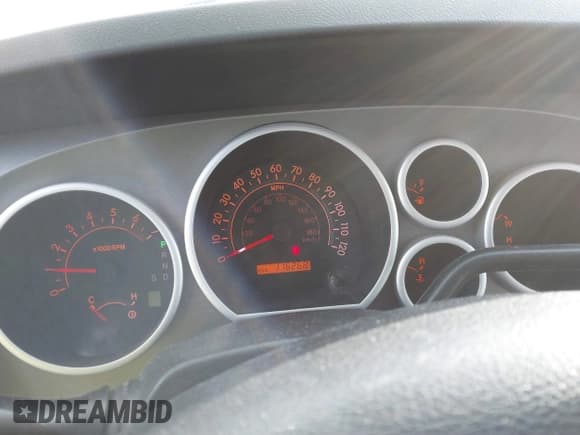 ✅ 2011 Toyota Tundra • VIN: 5TFDM5F1XBX019166 • Lot: 41590275. Listed on IAAI with 116,268 mi. Free auction sales archive from the USA and detailed vehicle history report at DreamBid. Image 7.